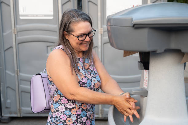 Best Portable bathroom rental  in Gman, IL